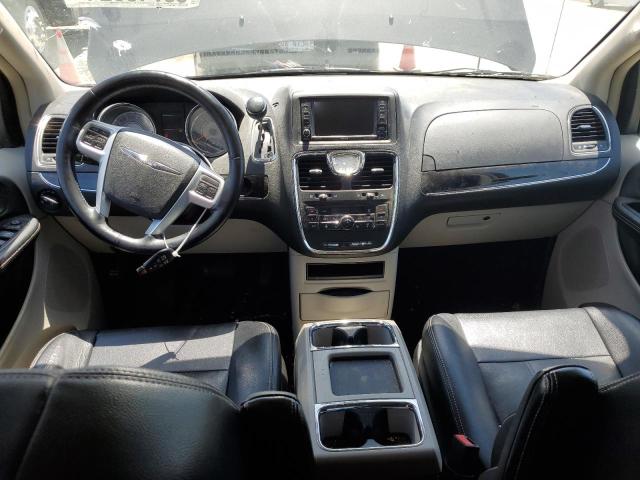 Photo 8 from auction – 2015 CHRYSLER TOWN & COU with VIN 2C4RC1BG9FR629429
