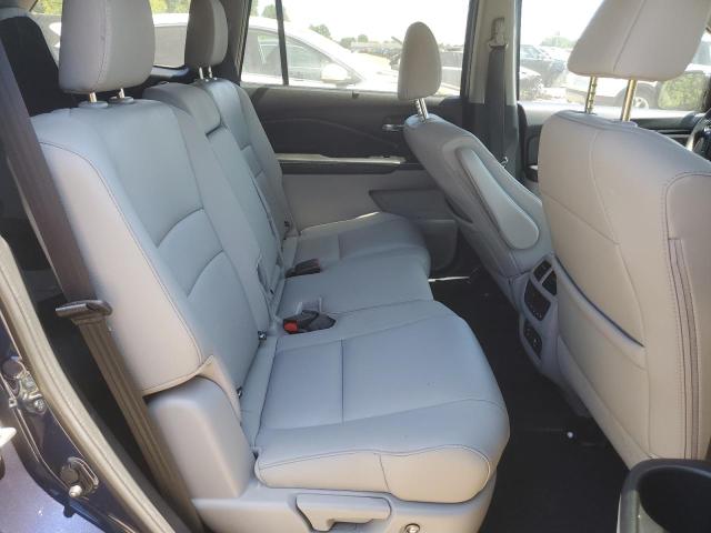 Photo 11 from auction – 2017 HONDA PILOT TOUR with VIN 5FNYF5H94HB030410