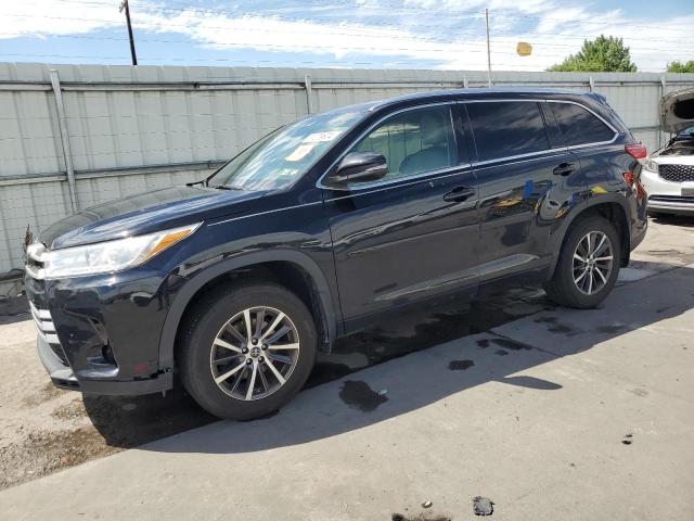 TOYOTA HIGHLANDER 2017 with VIN 5TDJZRFH5HS415531 - Photo from auction
