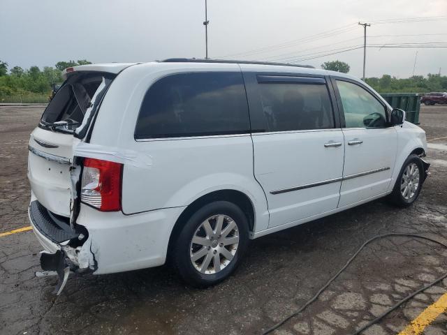 Photo 3 from auction – 2016 CHRYSLER TOWN & COU with VIN 2C4RC1BG6GR188344