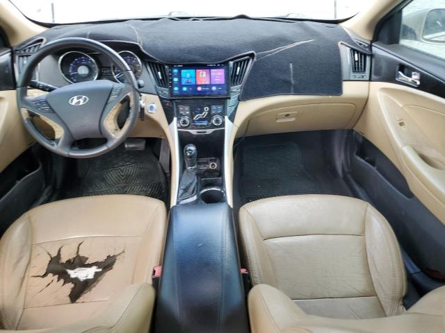 Photo 8 from auction – 2011 HYUNDAI SONATA SE with VIN 5NPEC4ACXBH135828