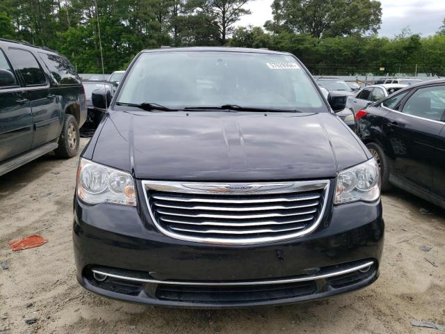 Photo 5 from auction – 2016 CHRYSLER TOWN & COU with VIN 2C4RC1BG0GR159924