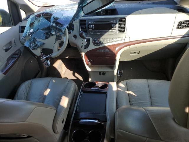 Photo 8 from auction – 2011 TOYOTA SIENNA XLE with VIN 5TDYK3DC0BS155554