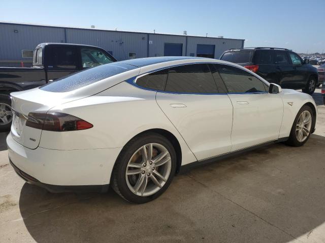 Photo 3 from auction – 2015 TESLA MODEL S 85 with VIN 5YJSA1H22FF095883
