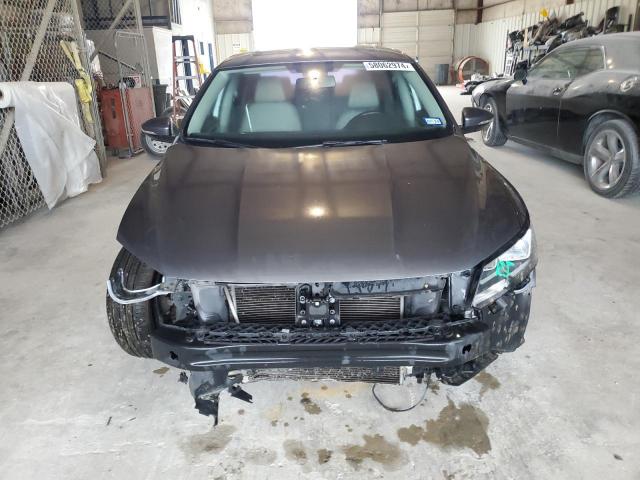 Photo 5 from auction – 2018 VOLKSWAGEN PASSAT SE with VIN 1VWBA7A30JC040230
