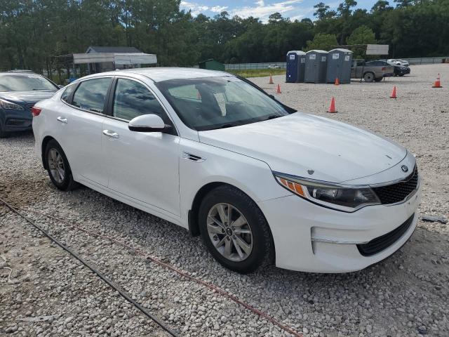 Photo 4 from auction – 2016 KIA OPTIMA LX with VIN 5XXGT4L38GG040256