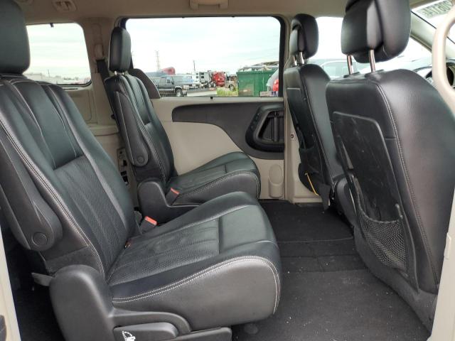 Photo 10 from auction – 2014 CHRYSLER TOWN & COU with VIN 2C4RC1CG2ER164988
