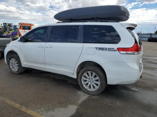Photo 2 from auction – 2012 TOYOTA SIENNA LE with VIN 5TDJK3DC6CS041576