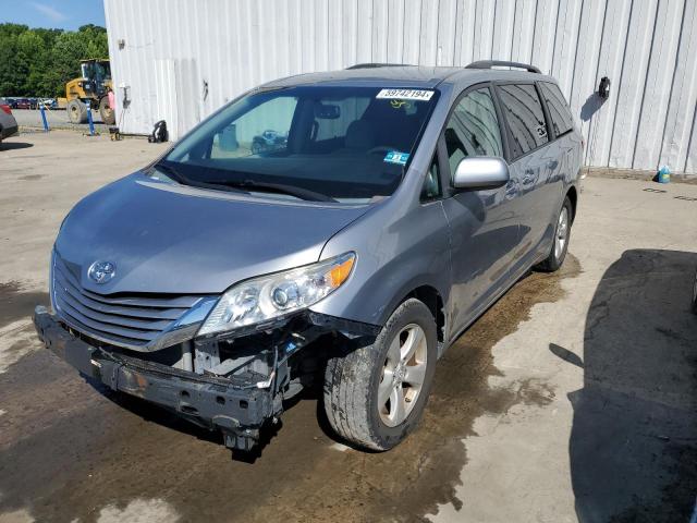 TOYOTA SIENNA LE 2015 with VIN 5TDKK3DC9FS539649 - Photo from auction