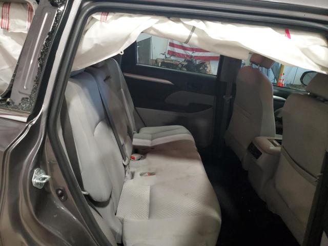 Фото 10 с аукциона – 2018 TOYOTA HIGHLANDER с VIN 5TDBZRFH6JS859480