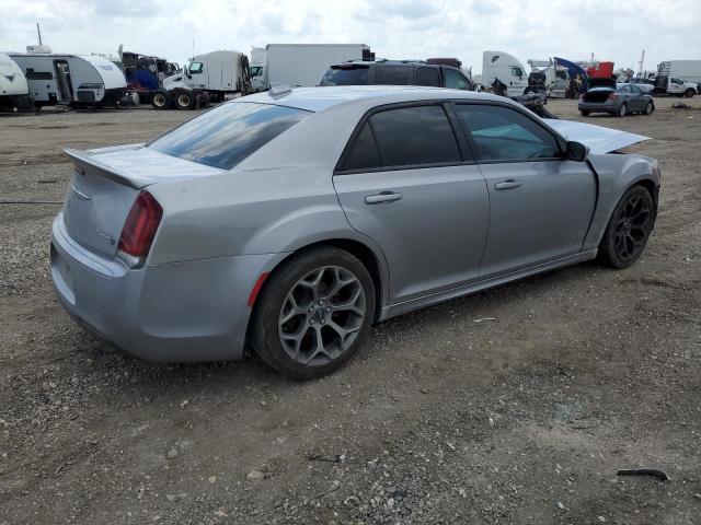 Photo 3 from auction – 2018 CHRYSLER 300 S with VIN 2C3CCABG3JH266814