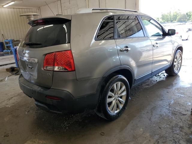 Photo 3 from auction – 2011 KIA SORENTO EX with VIN 5XYKU3A12BG113774