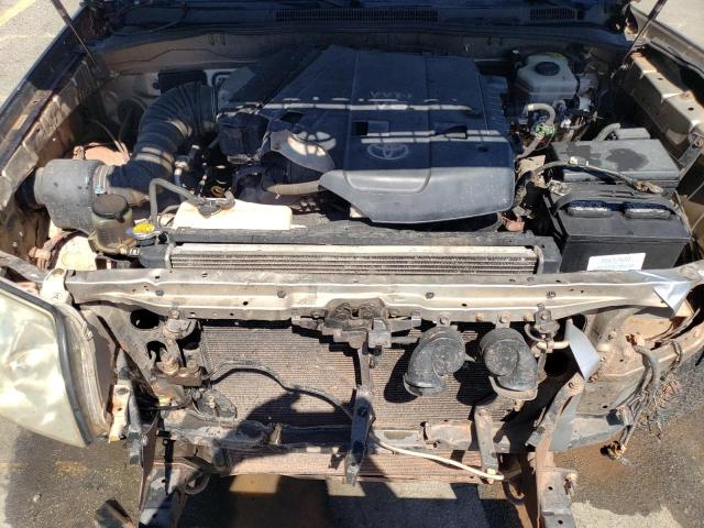 Photo 12 from auction – 2003 TOYOTA 4RUNNER SR with VIN JTEBU14RX30009168