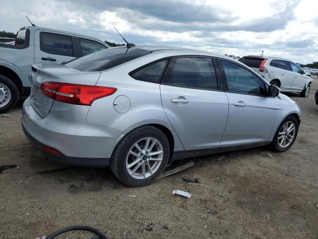 Photo 3 from auction – 2015 FORD FOCUS SE with VIN 1FADP3F25FL215507