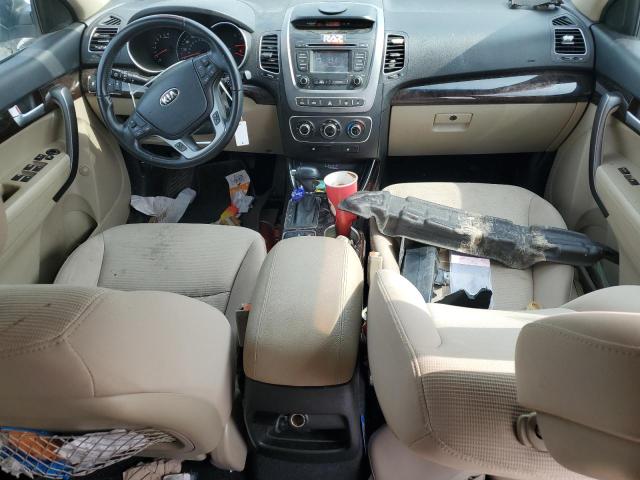 Photo 8 from auction – 2015 KIA SORENTO LX with VIN 5XYKT4A69FG625574