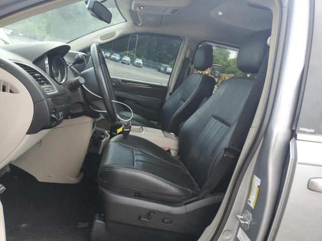 Photo 7 from auction – 2013 CHRYSLER TOWN & COU with VIN 2C4RC1BG1DR630040