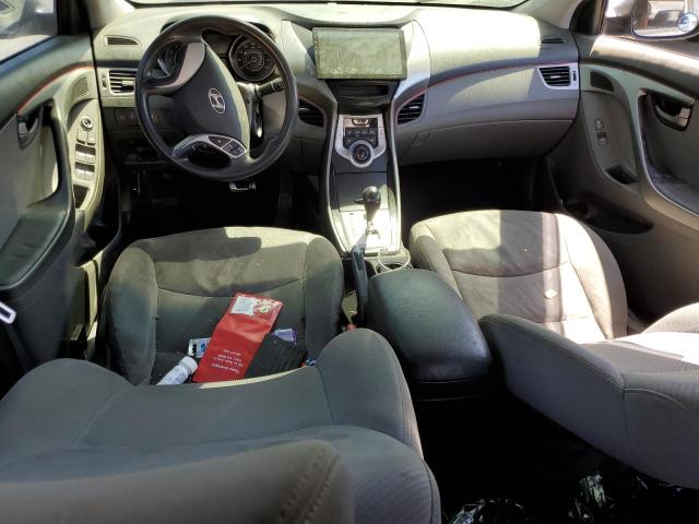 Photo 8 from auction – 2012 HYUNDAI ELANTRA GL with VIN 5NPDH4AE9CH140647