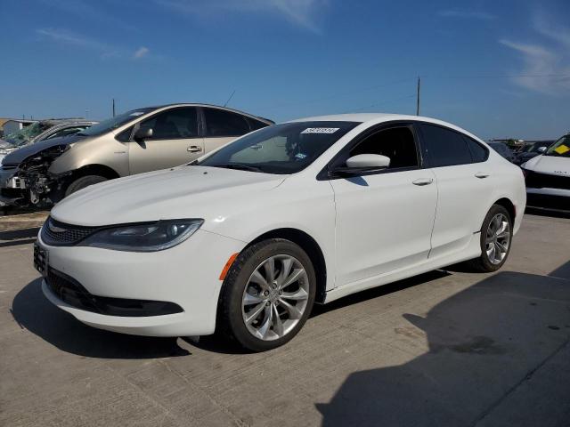 CHRYSLER 200 S 2015 with VIN 1C3CCCBB7FN674778 - Photo from auction