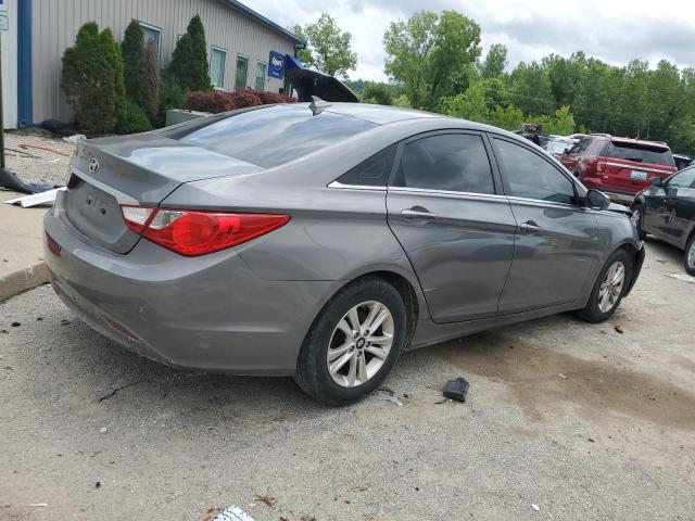 Photo 3 from auction – 2013 HYUNDAI SONATA GLS with VIN 5NPEB4AC9DH739201