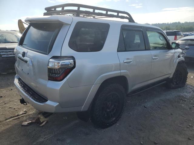 Photo 3 from auction – 2018 TOYOTA 4RUNNER SR with VIN JTEBU5JR9J5488565