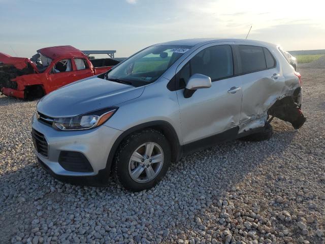 CHEVROLET TRAX LS 2022 with VIN KL7CJKSM0NB506507 - Photo from auction