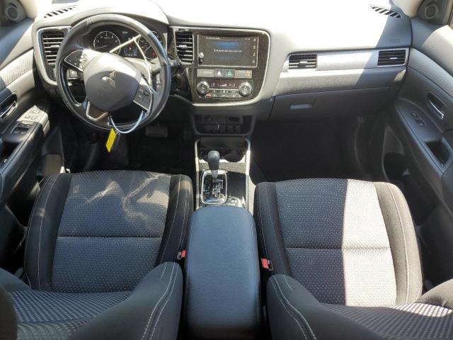 Photo 8 from auction – 2018 MITSUBISHI OUTLANDER with VIN JA4AZ3A37JZ067349