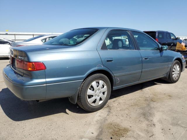 Photo 3 from auction – 2000 TOYOTA CAMRY LE with VIN JT2BG28K6Y0401353