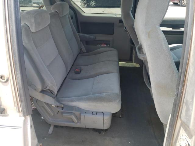 Photo 11 from auction – 2004 FORD FREESTAR S with VIN 2FMZA57654BB01515