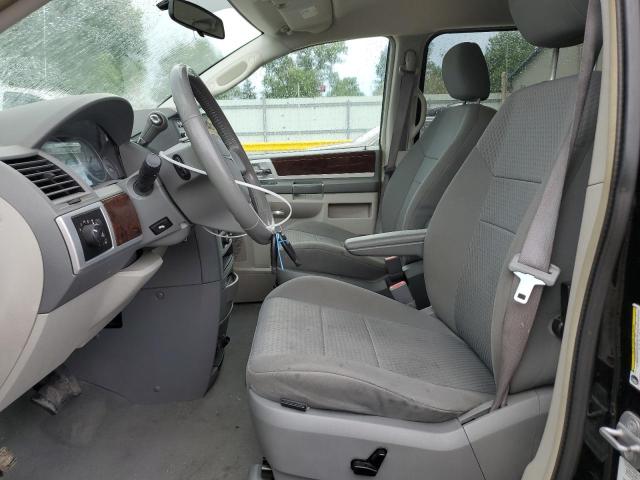 Photo 7 from auction – 2010 CHRYSLER TOWN & COU with VIN 2A4RR5D14AR108491