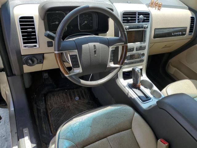 Photo 8 from auction – 2010 LINCOLN MKX with VIN 2LMDJ6JC1ABJ23476