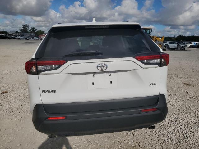 Photo 6 from auction – 2023 TOYOTA RAV4 XLE with VIN 2T3W1RFV3PC234669