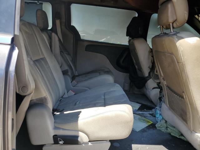 Photo 11 from auction – 2016 CHRYSLER TOWN & COU with VIN 2C4RC1BG1GR149435