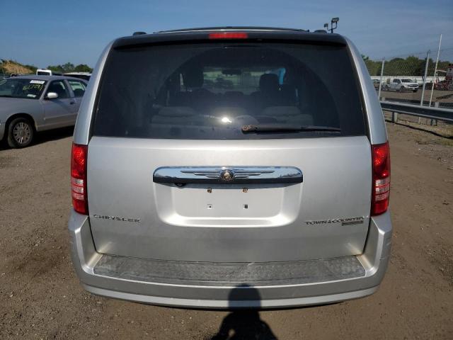 Photo 6 from auction – 2010 CHRYSLER TOWN & COU with VIN 2A4RR5D16AR109237