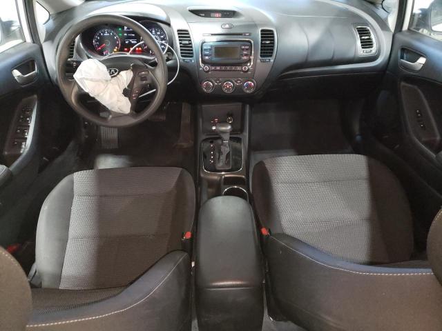 Photo 8 from auction – 2017 KIA FORTE LX with VIN 3KPFK4A74HE081935