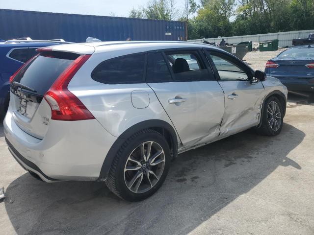 Photo 3 from auction – 2018 VOLVO V60 CROSS with VIN YV440MWK3J2056101