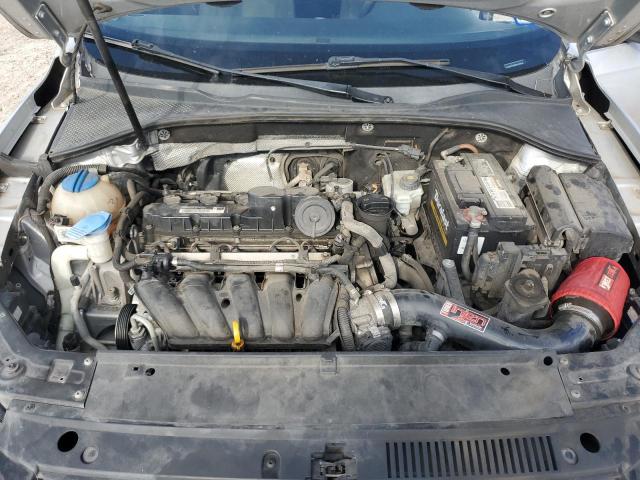 Photo 11 from auction – 2013 VOLKSWAGEN PASSAT S with VIN 1VWAP7A37DC140615