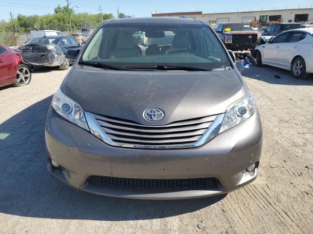 Photo 5 from auction – 2016 TOYOTA SIENNA XLE with VIN 5TDYK3DC2GS733239