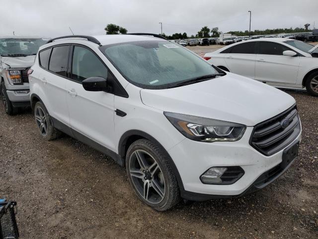 Photo 4 from auction – 2019 FORD ESCAPE SEL with VIN 1FMCU0HD2KUB55908