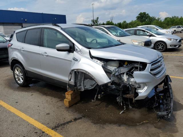 Zdjęcie 4 z aukcji – 2018 FORD ESCAPE SE z VIN 1FMCU9GD3JUC04358