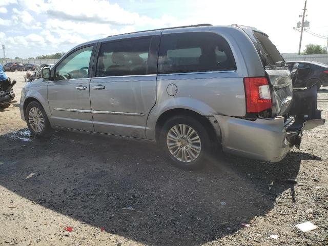 Photo 2 from auction – 2013 CHRYSLER TOWN & COU with VIN 2C4RC1CG8DR779625