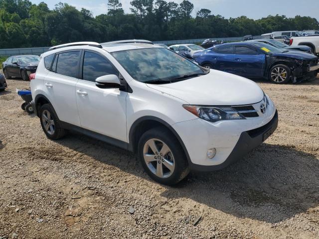 Photo 4 from auction – 2015 TOYOTA RAV4 XLE with VIN 2T3WFREV8FW169396