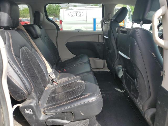 Photo 11 from auction – 2018 CHRYSLER PACIFICA T with VIN 2C4RC1EG7JR114322