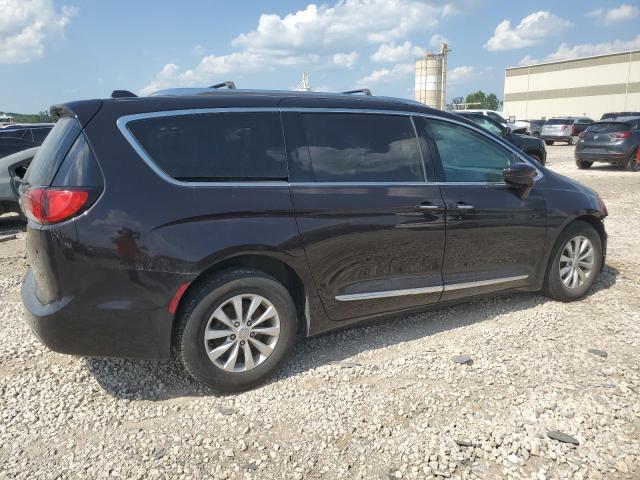 Photo 3 from auction – 2018 CHRYSLER PACIFICA T with VIN 2C4RC1BG0JR261389