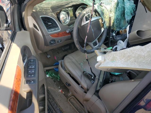 Photo 8 from auction – 2014 CHRYSLER TOWN & COU with VIN 2C4RC1CGXER417992