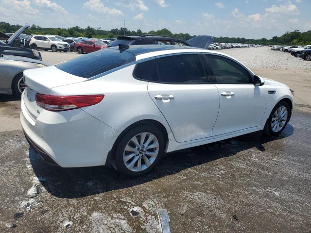 Photo 3 from auction – 2016 KIA OPTIMA EX with VIN 5XXGU4L31GG047594