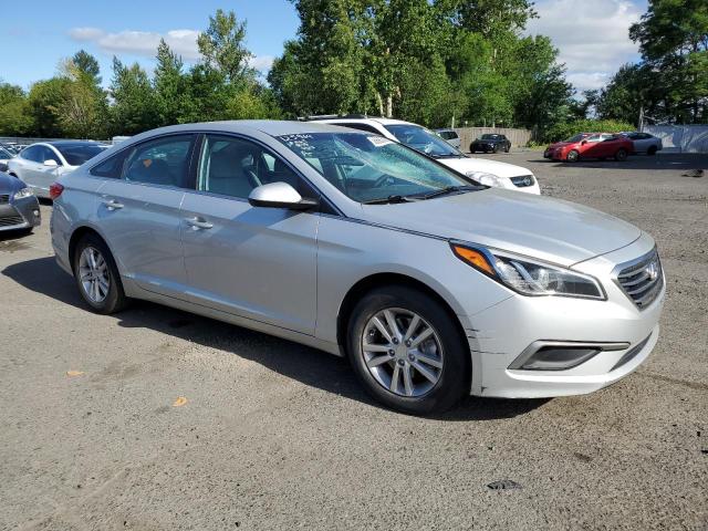 Photo 4 from auction – 2017 HYUNDAI SONATA SE with VIN 5NPE24AF6HH470672