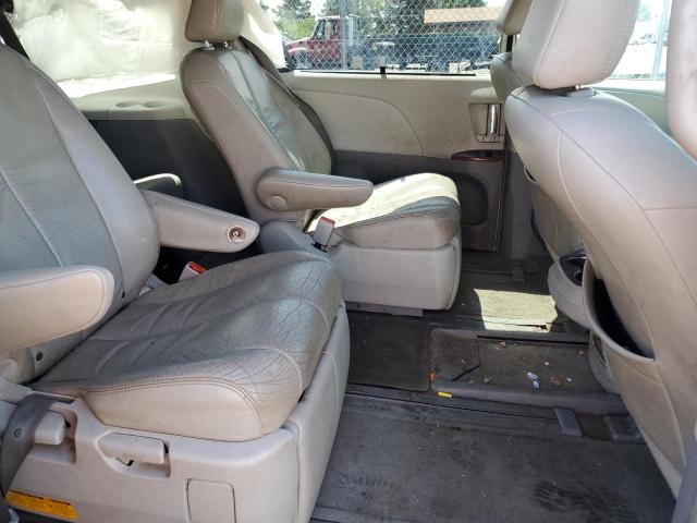 Photo 11 from auction – 2013 TOYOTA SIENNA XLE with VIN 5TDDK3DC9DS066552