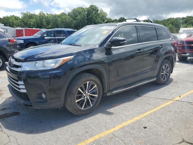 TOYOTA HIGHLANDER 2018 with VIN 5TDKZRFH7JS548530 - Photo from auction