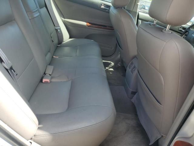 Photo 10 from auction – 2002 TOYOTA CAMRY LE with VIN 4T1BE30K12U522012