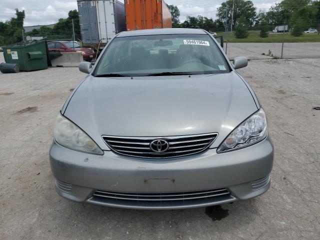 Photo 5 from auction – 2005 TOYOTA CAMRY LE with VIN 4T1BE30K15U993890